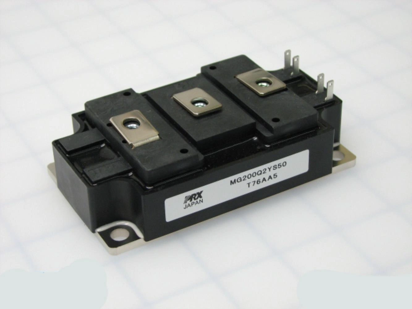 MG200Q2YS50